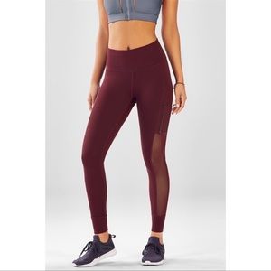 Fabletics Mila High Waisted Pocket Leggings XS